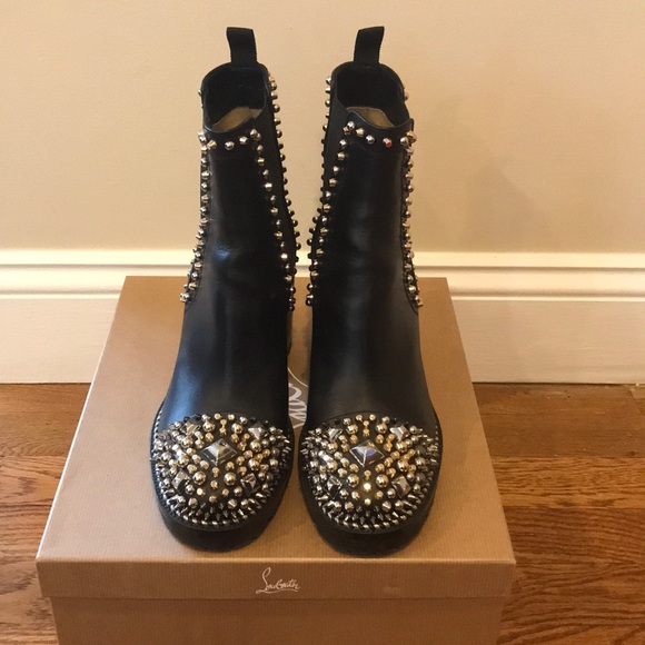 ❌SOLD❌ Christian Louboutin Chasse Chelsea Bootie - Picture 3 of 8